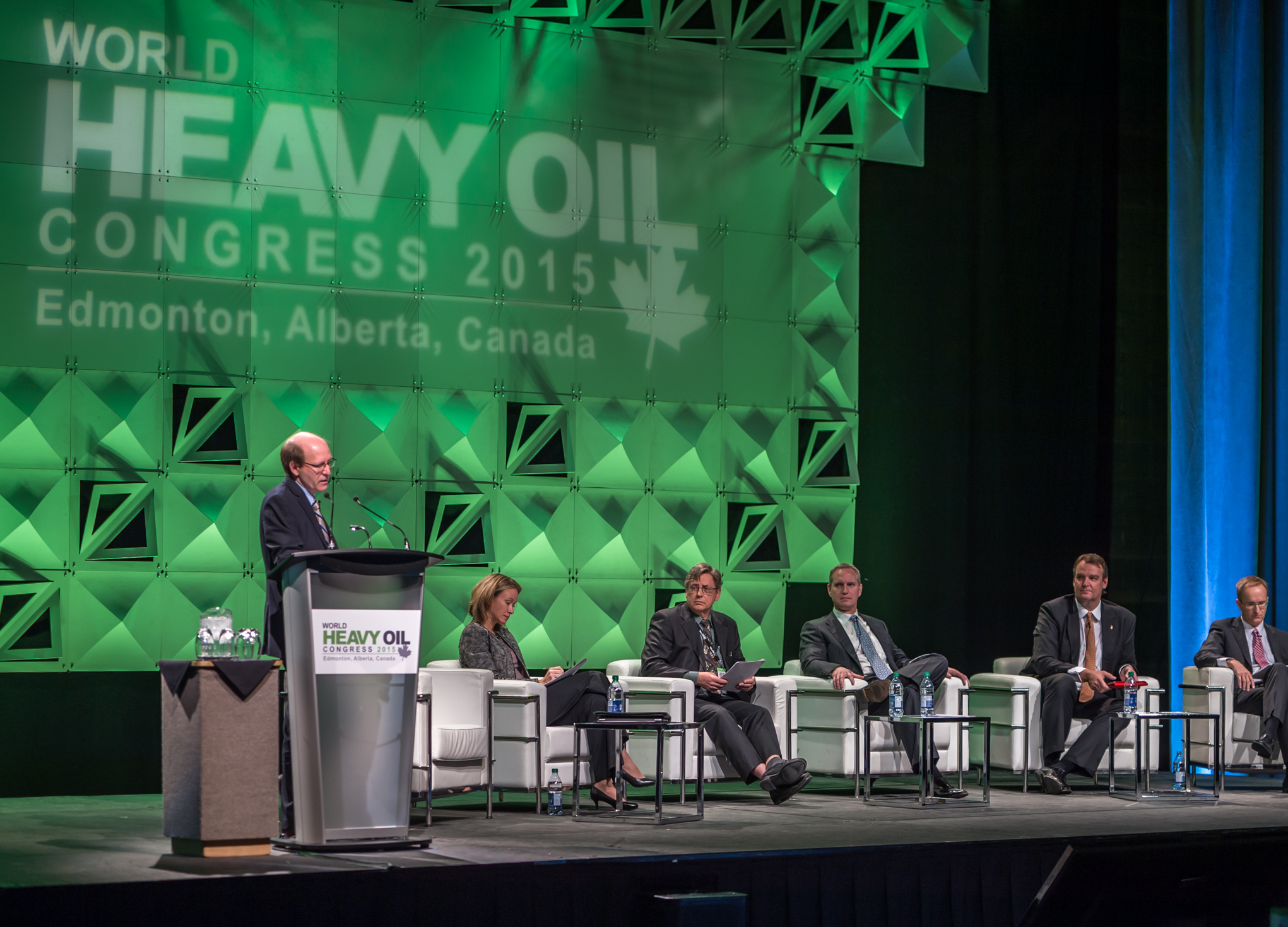 Heavy oil conference rolls into Edmonton